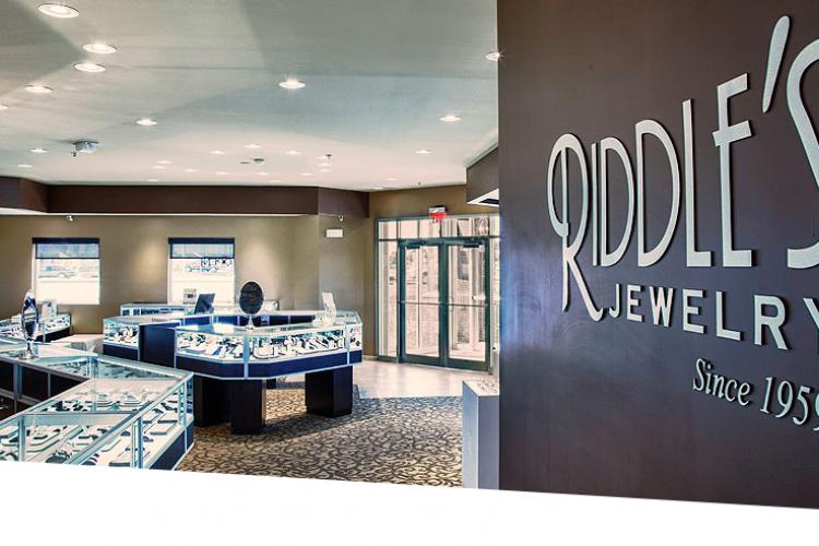 Riddle’s Jewelers signage and showroom